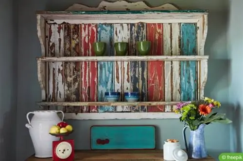 Shabby chic shelf