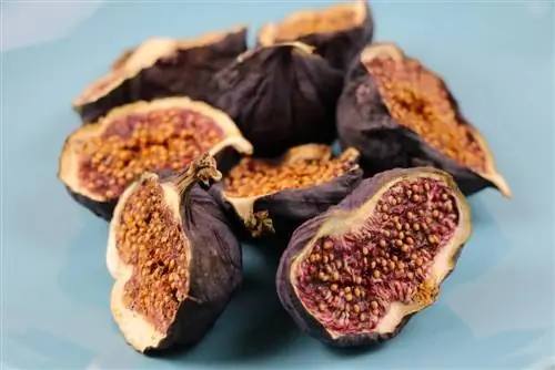 Dry figs